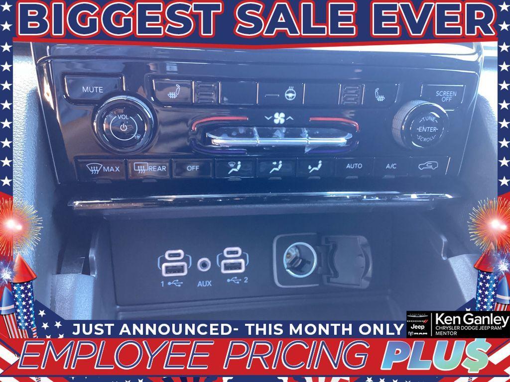 new 2025 Jeep Grand Cherokee L car, priced at $43,452