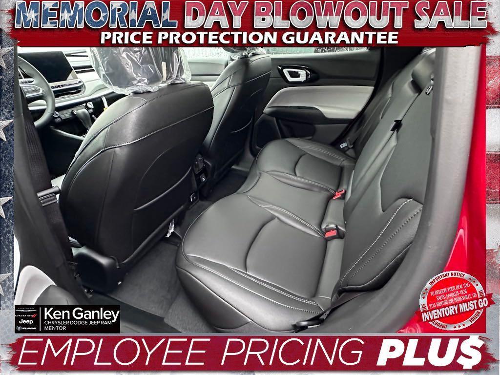 new 2025 Jeep Compass car, priced at $29,176