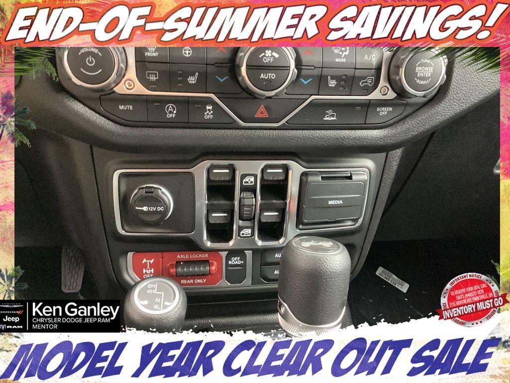 new 2025 Jeep Wrangler car, priced at $45,995
