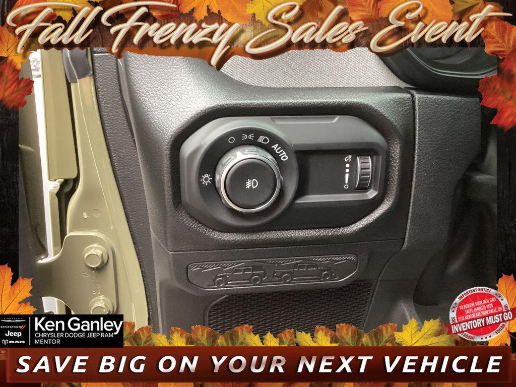 new 2025 Jeep Wrangler car, priced at $41,016