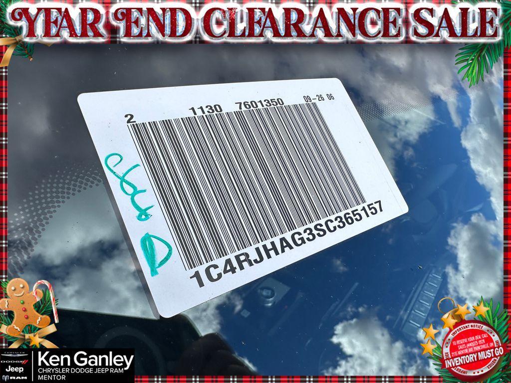 new 2025 Jeep Grand Cherokee car, priced at $37,322