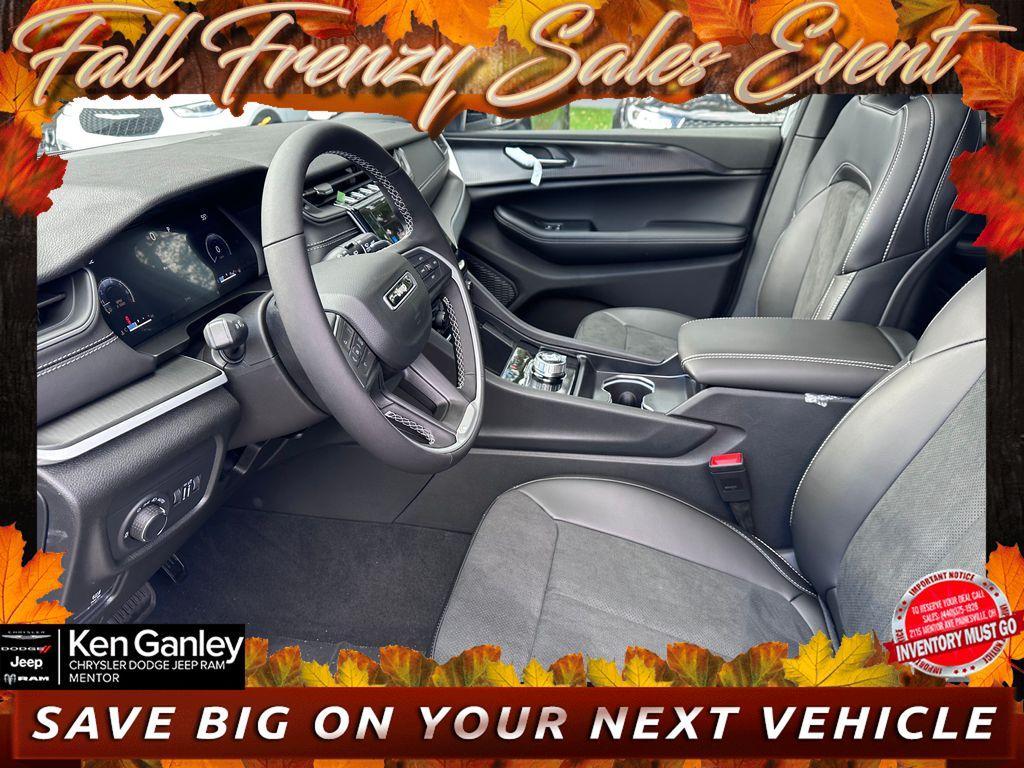 new 2025 Jeep Grand Cherokee car, priced at $40,322