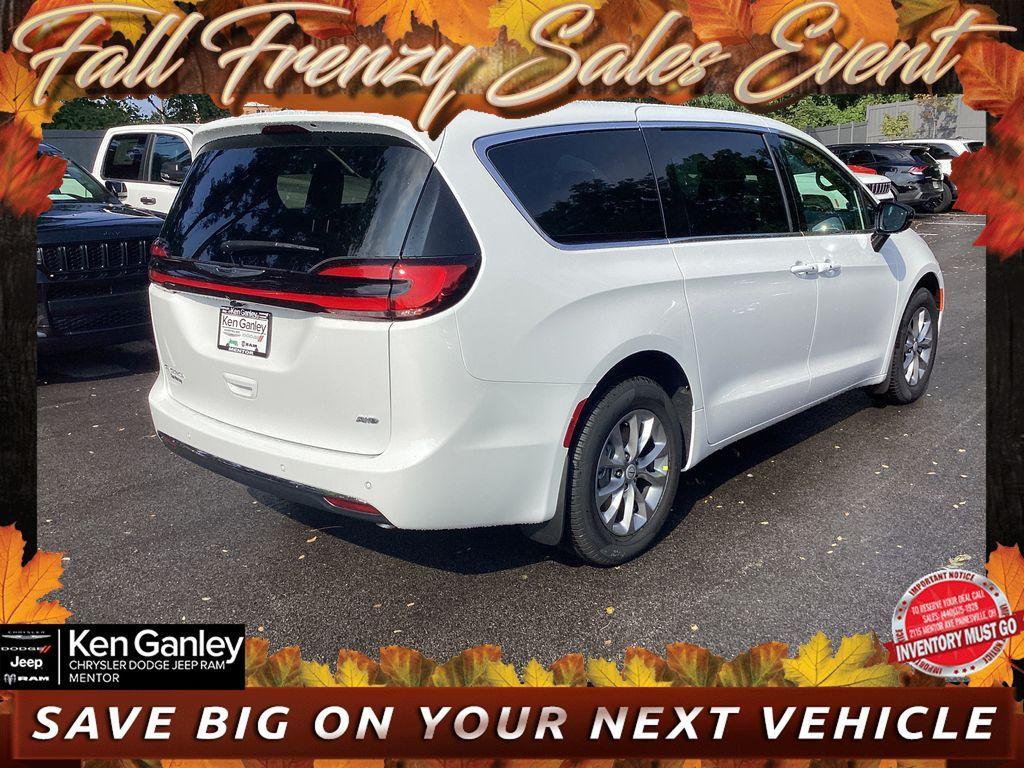 new 2026 Chrysler Pacifica car, priced at $45,917