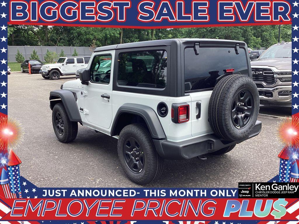 new 2025 Jeep Wrangler car, priced at $32,105