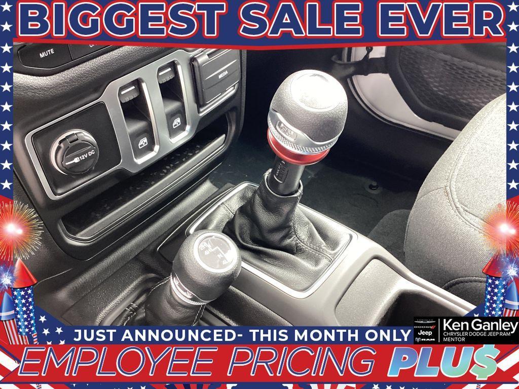 new 2025 Jeep Wrangler car, priced at $32,105