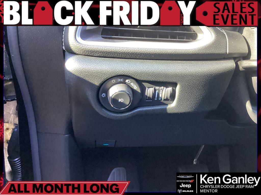 new 2026 Chrysler Pacifica car, priced at $42,713