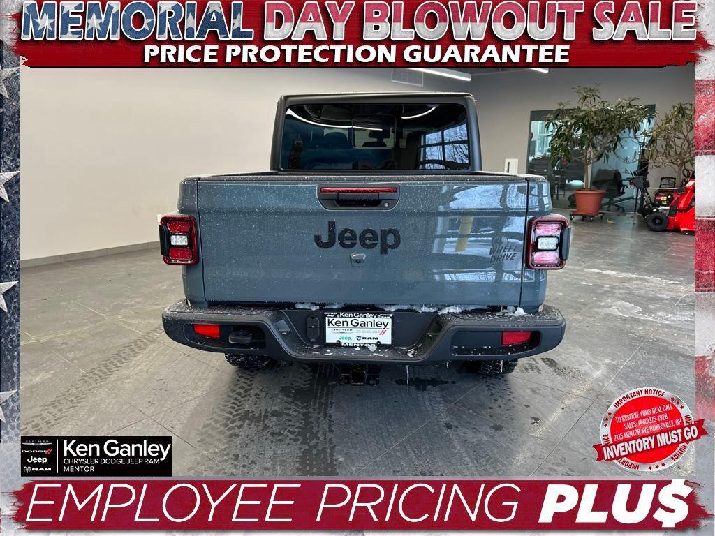 new 2025 Jeep Gladiator car, priced at $48,509