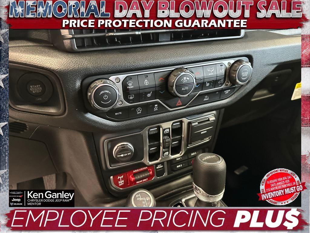 new 2025 Jeep Gladiator car, priced at $48,509