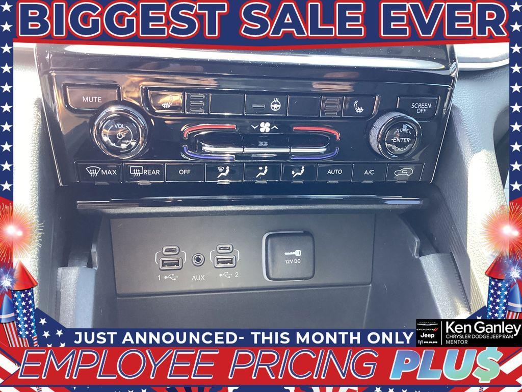 new 2025 Jeep Grand Cherokee car, priced at $42,436