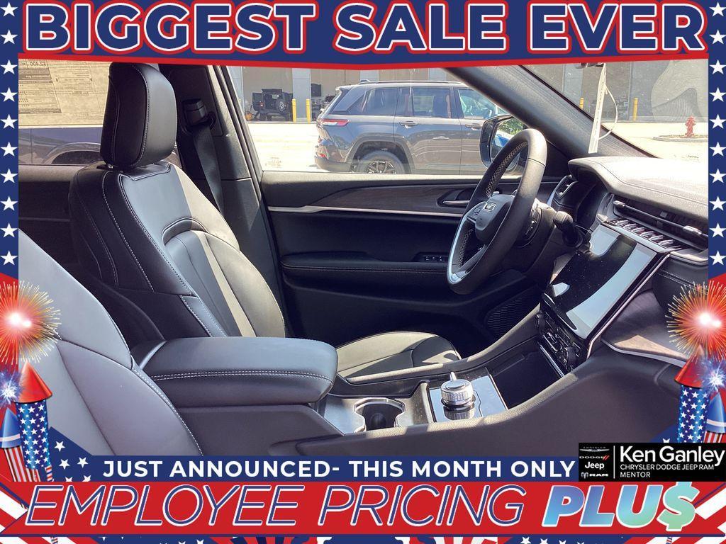 new 2025 Jeep Grand Cherokee car, priced at $42,436