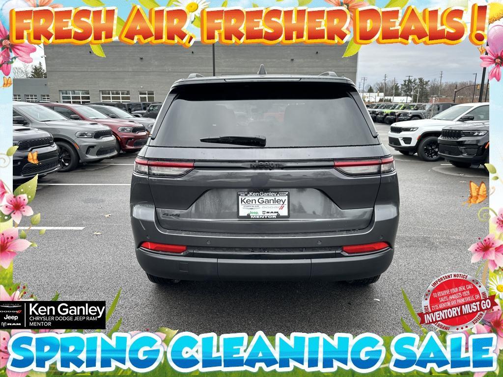 new 2025 Jeep Grand Cherokee car, priced at $40,854