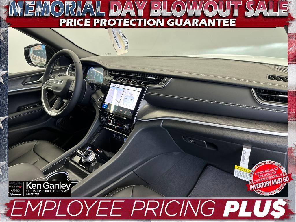 new 2025 Jeep Grand Cherokee L car, priced at $43,391