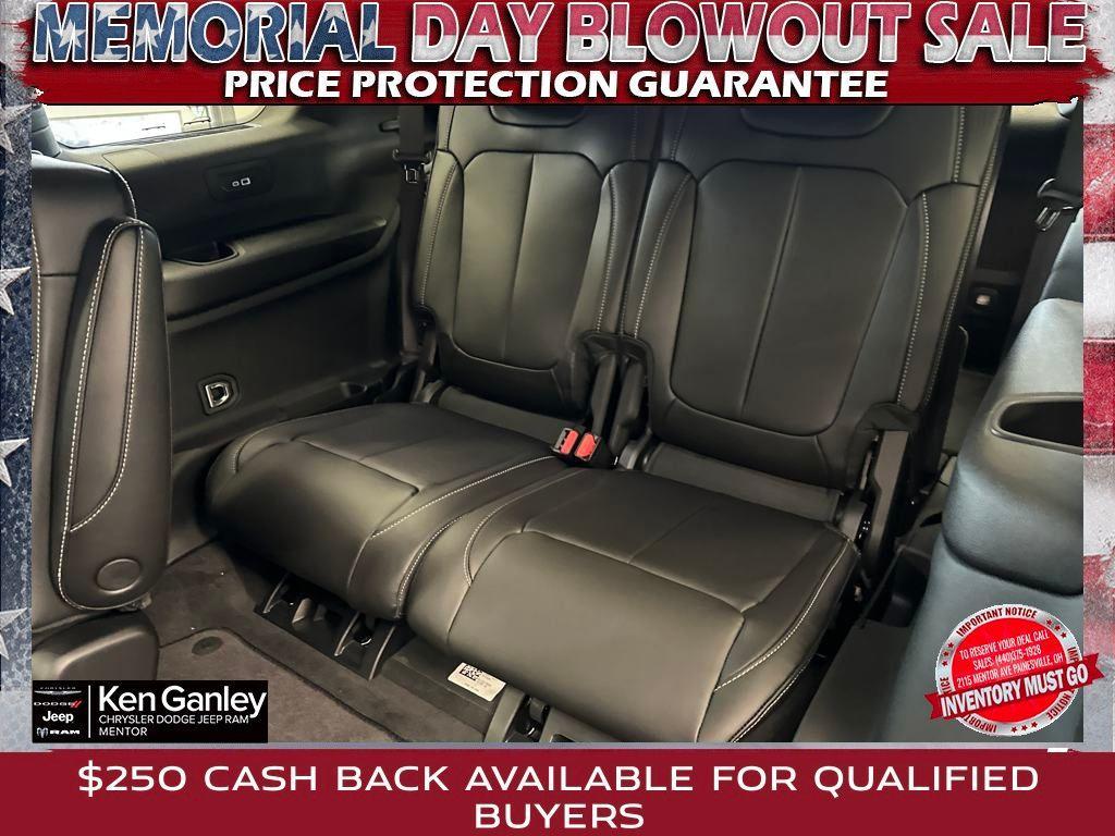 new 2025 Jeep Grand Cherokee L car, priced at $43,391