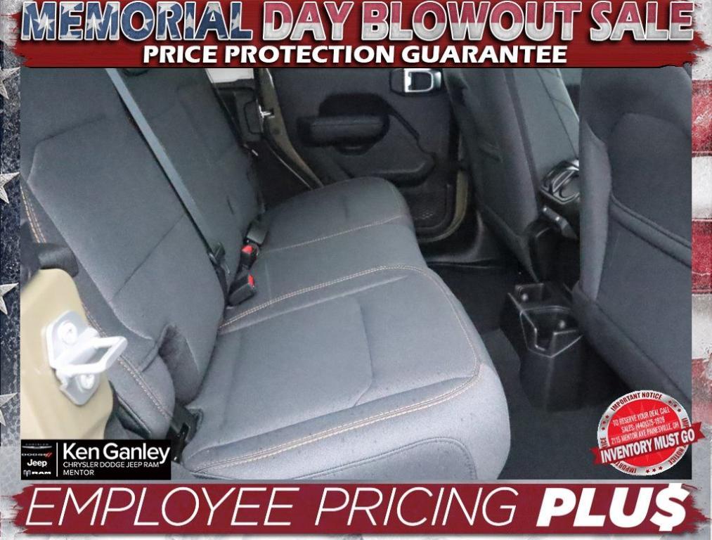 new 2025 Jeep Wrangler car, priced at $48,190