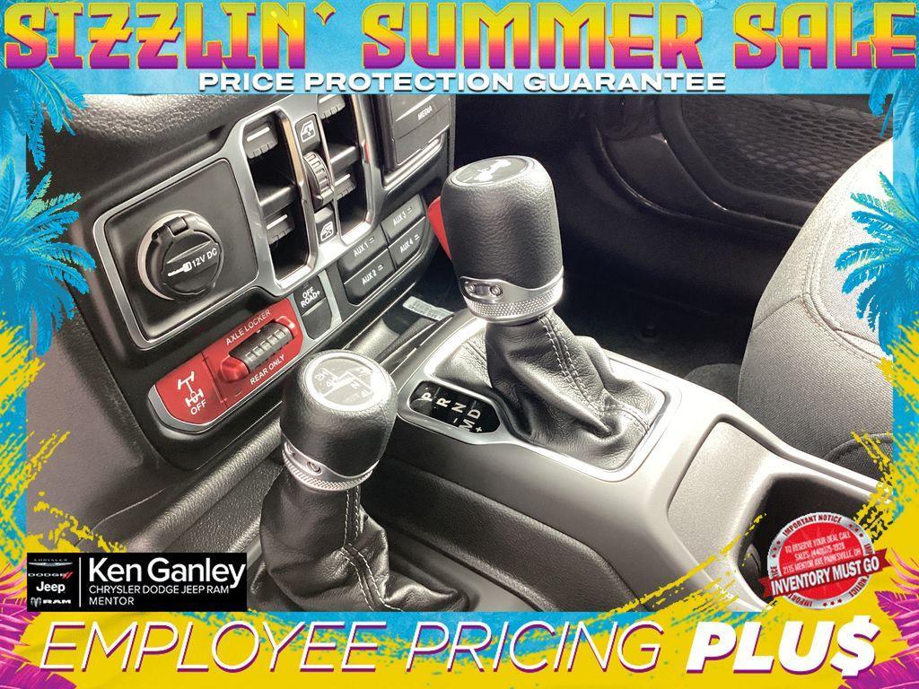 new 2025 Jeep Wrangler car, priced at $48,090