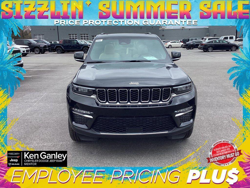 new 2025 Jeep Grand Cherokee car, priced at $44,951