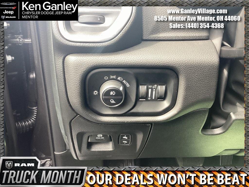 new 2025 Ram 1500 car, priced at $55,960
