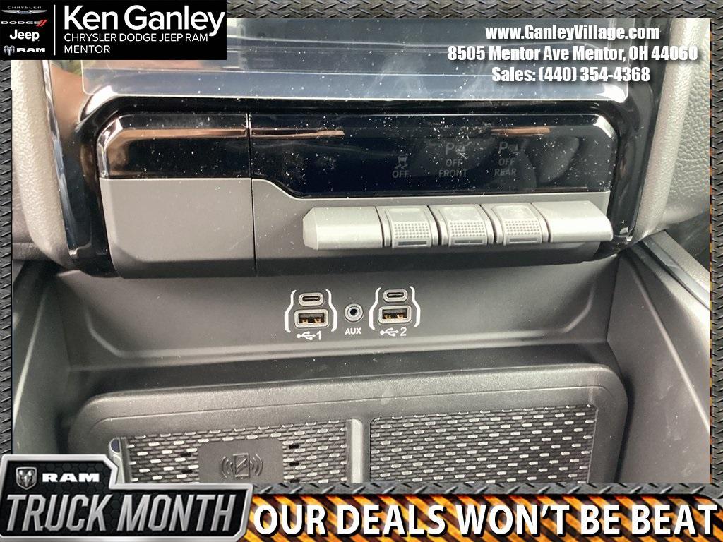 new 2025 Ram 1500 car, priced at $55,960