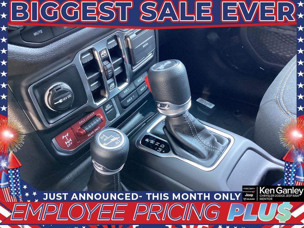 new 2025 Jeep Wrangler car, priced at $56,785