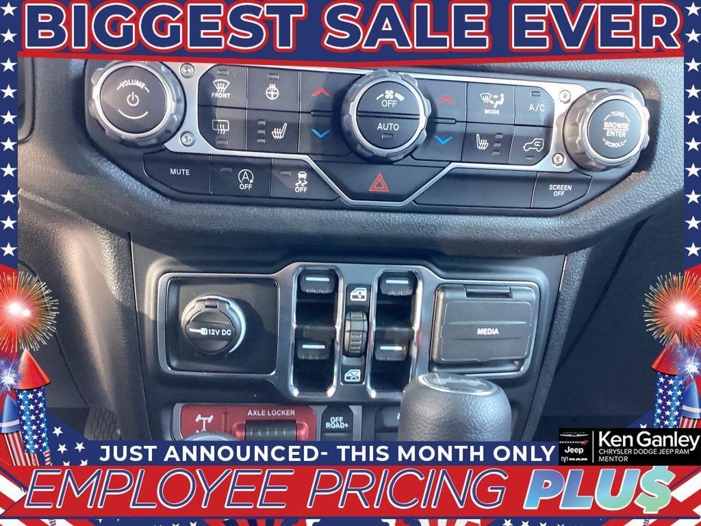 new 2025 Jeep Wrangler car, priced at $56,785