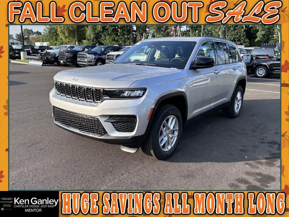 new 2024 Jeep Grand Cherokee car, priced at $37,112