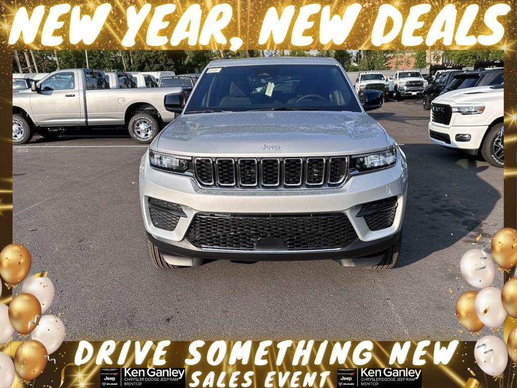 new 2024 Jeep Grand Cherokee car, priced at $36,912