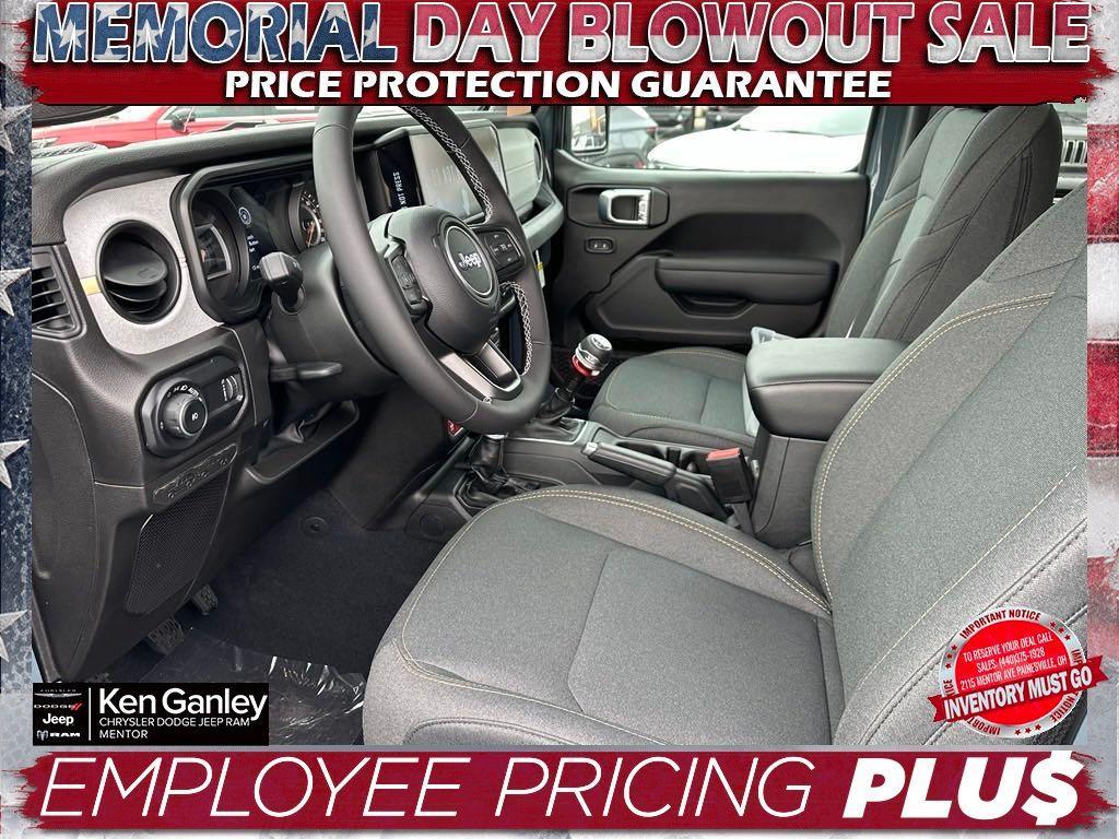 new 2025 Jeep Wrangler car, priced at $45,490