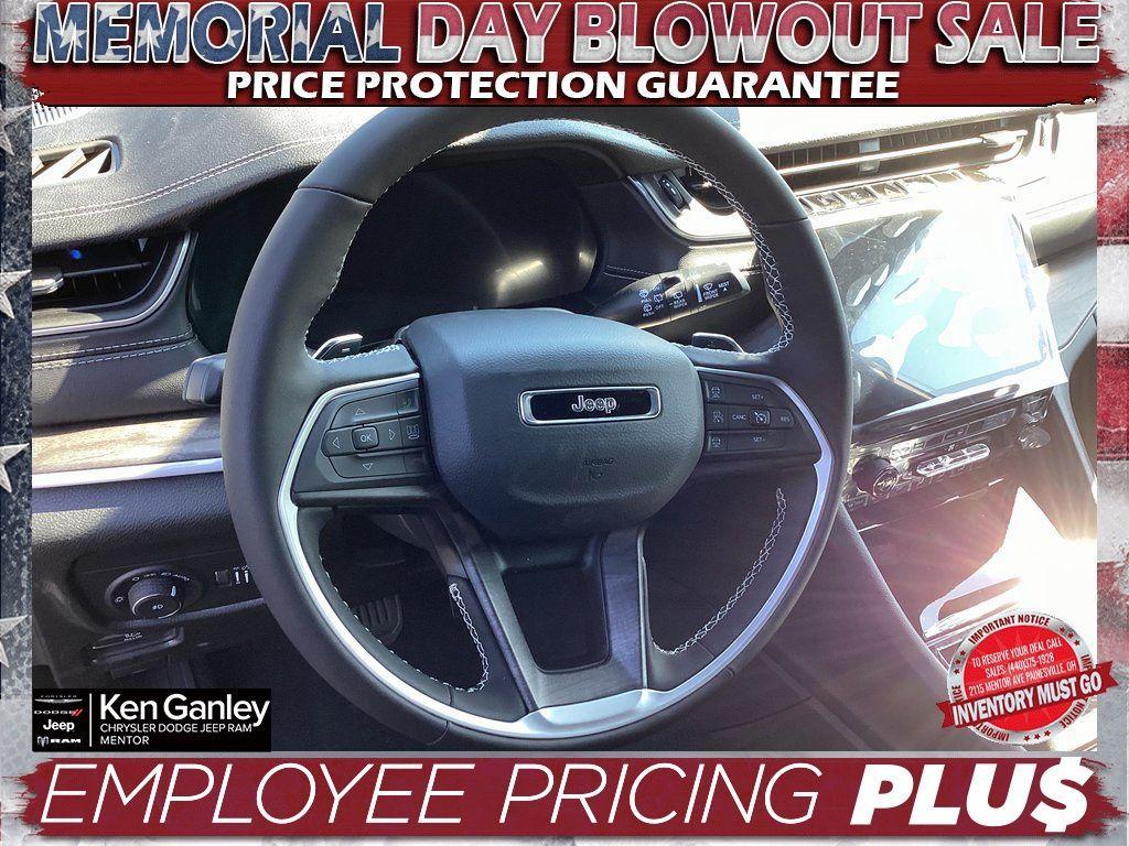 new 2025 Jeep Grand Cherokee car, priced at $41,986