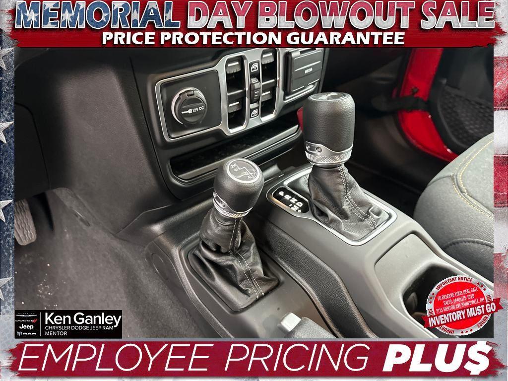 new 2025 Jeep Wrangler car, priced at $49,598