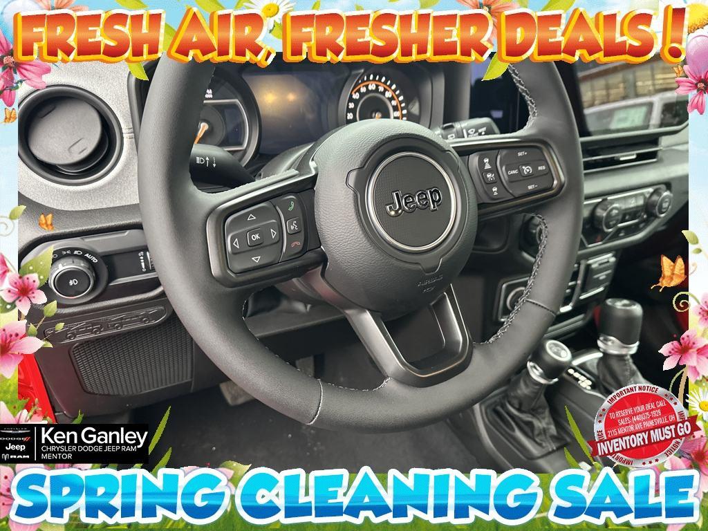 new 2025 Jeep Wrangler car, priced at $48,079