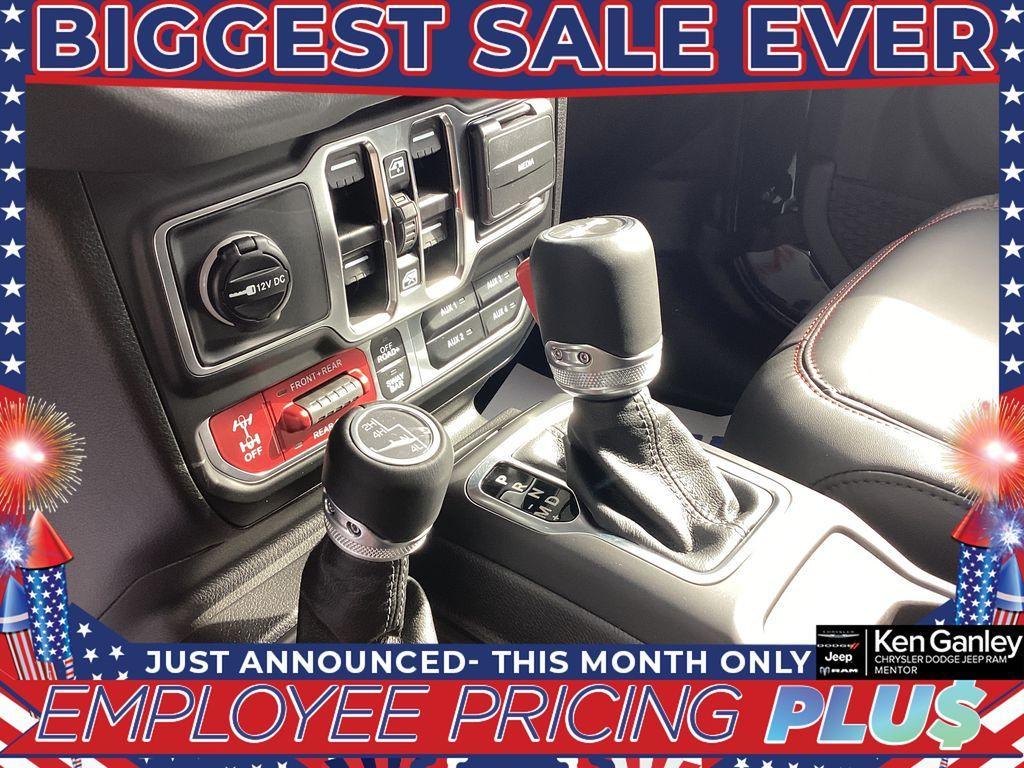 new 2025 Jeep Wrangler car, priced at $57,393