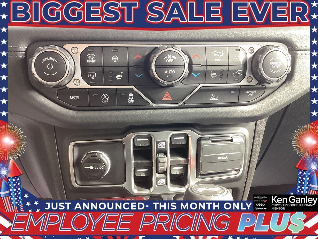new 2025 Jeep Wrangler car, priced at $57,393