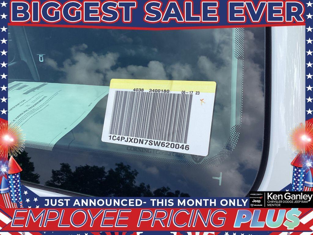 new 2025 Jeep Wrangler car, priced at $43,593