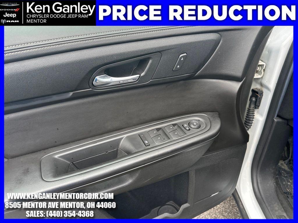 used 2017 Chevrolet Traverse car, priced at $12,900