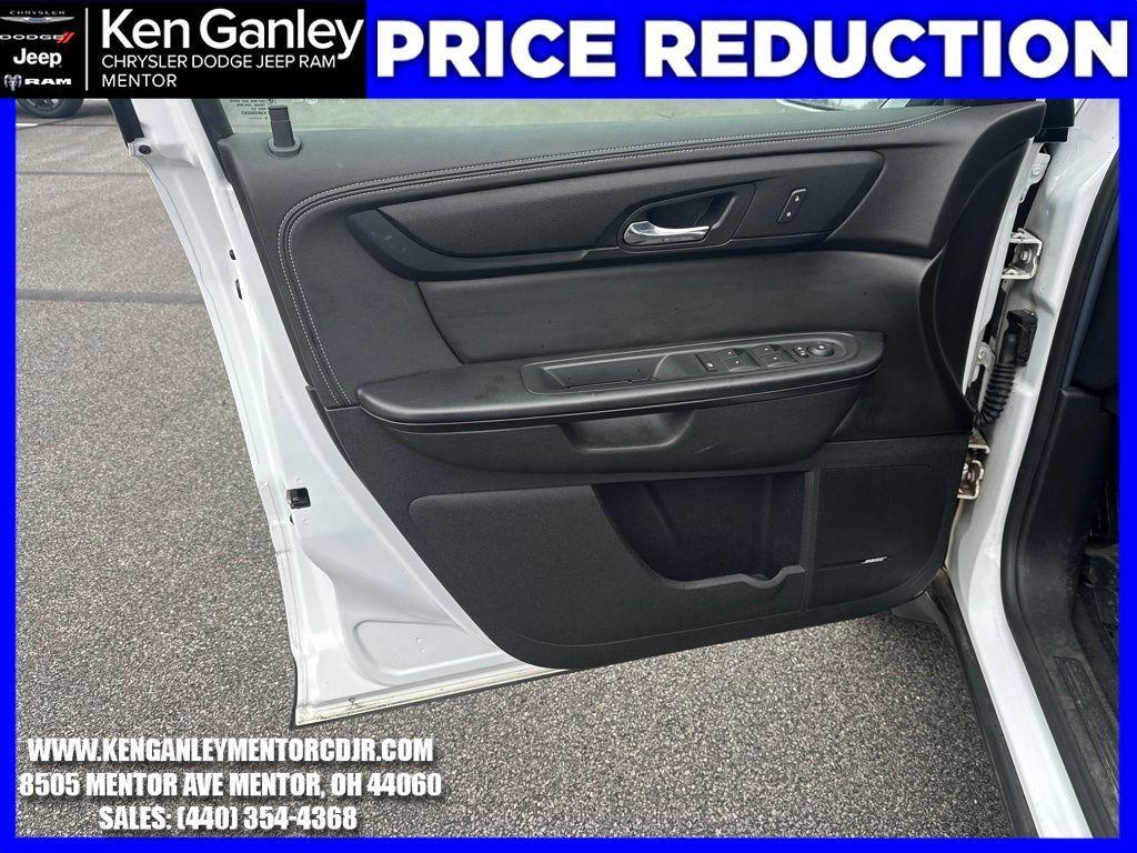 used 2017 Chevrolet Traverse car, priced at $12,900