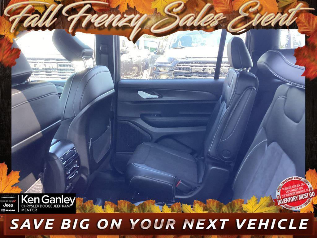 new 2025 Jeep Grand Cherokee L car, priced at $41,557