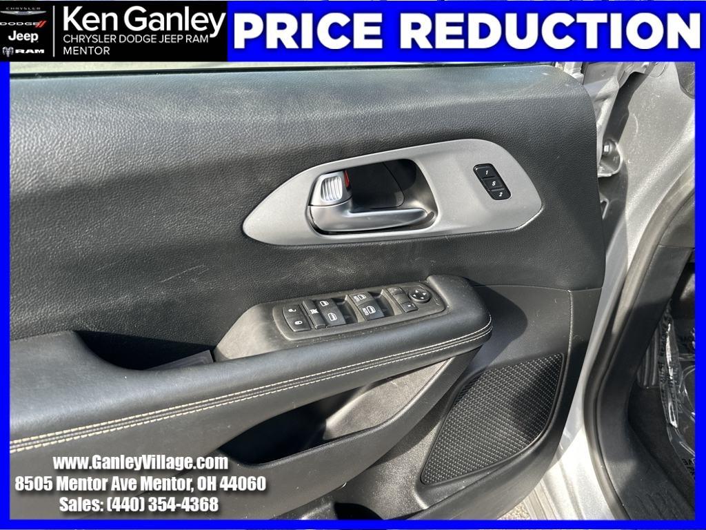 used 2021 Chrysler Pacifica car, priced at $23,887
