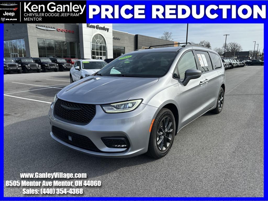 used 2021 Chrysler Pacifica car, priced at $23,887