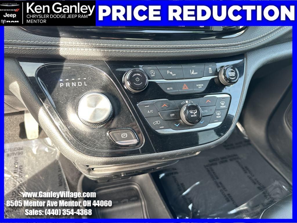 used 2021 Chrysler Pacifica car, priced at $23,887