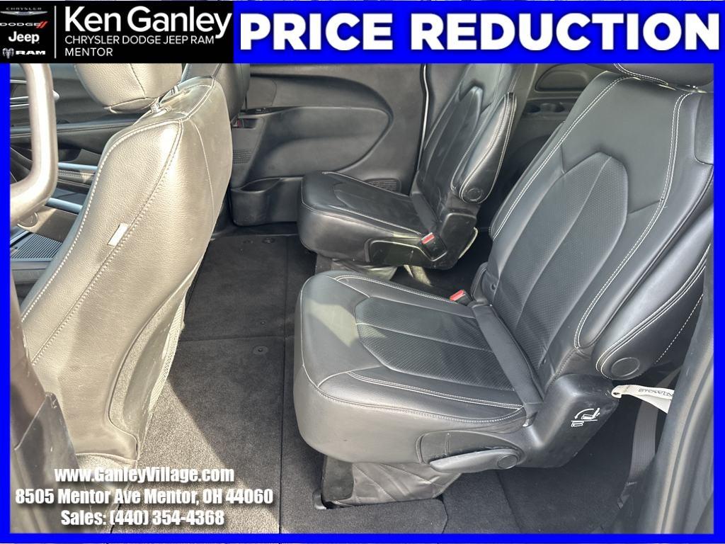 used 2021 Chrysler Pacifica car, priced at $23,887
