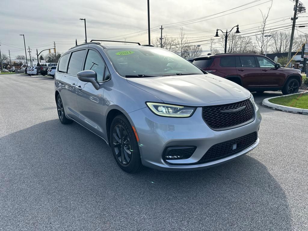 used 2021 Chrysler Pacifica car, priced at $23,887