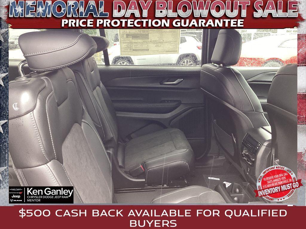 new 2025 Jeep Grand Cherokee L car, priced at $42,857