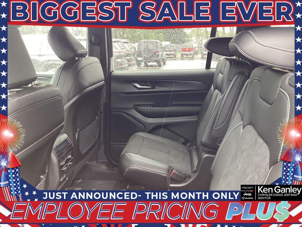 new 2025 Jeep Grand Cherokee L car, priced at $42,857