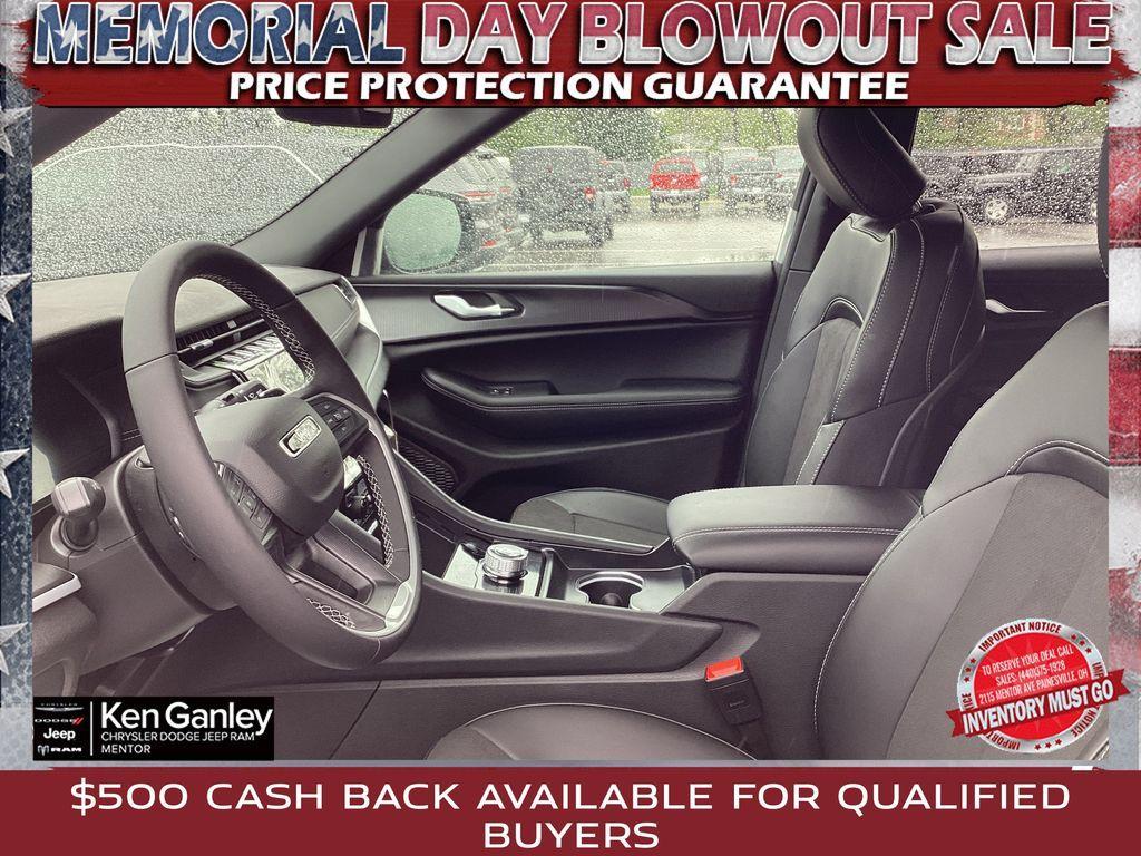 new 2025 Jeep Grand Cherokee L car, priced at $42,857