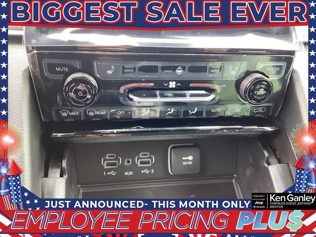 new 2025 Jeep Grand Cherokee L car, priced at $42,857