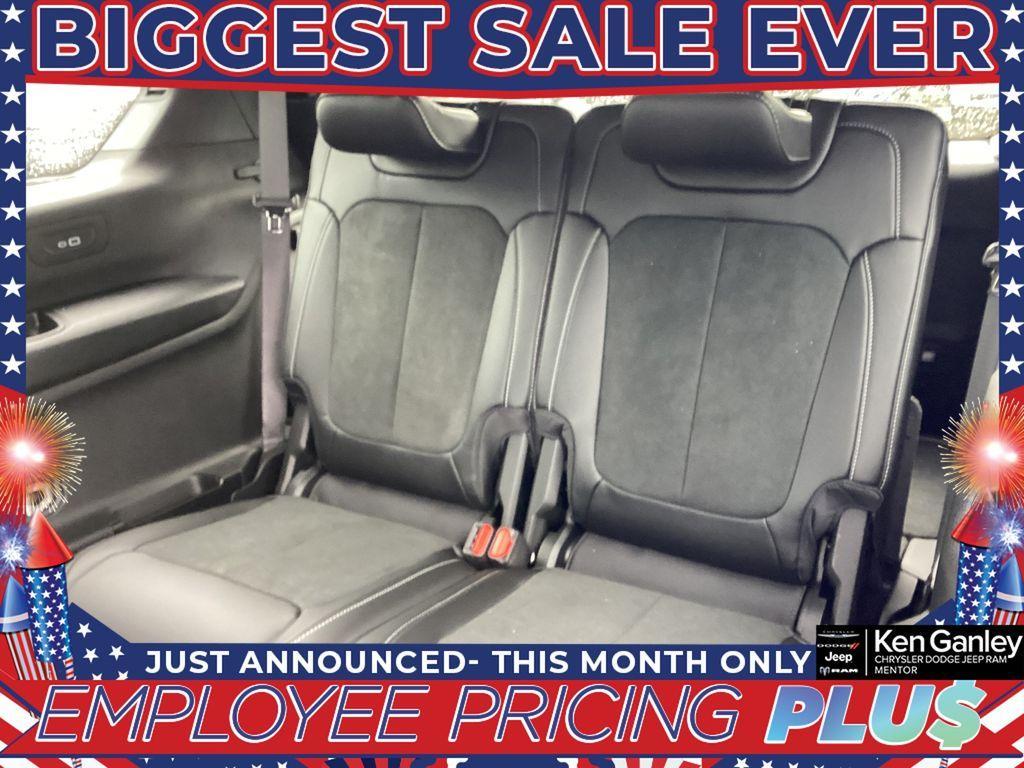 new 2025 Jeep Grand Cherokee L car, priced at $42,857