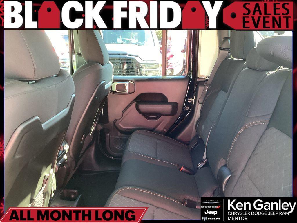 new 2025 Jeep Gladiator car, priced at $48,741