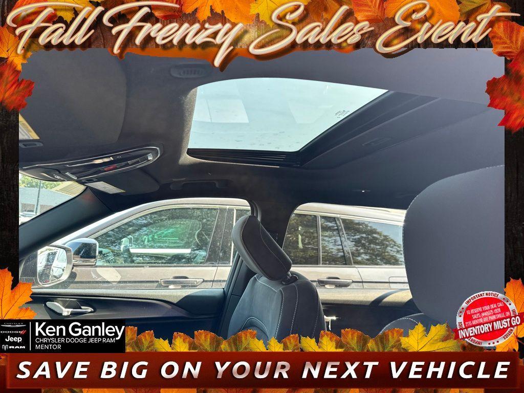 new 2025 Jeep Grand Cherokee L car, priced at $41,225