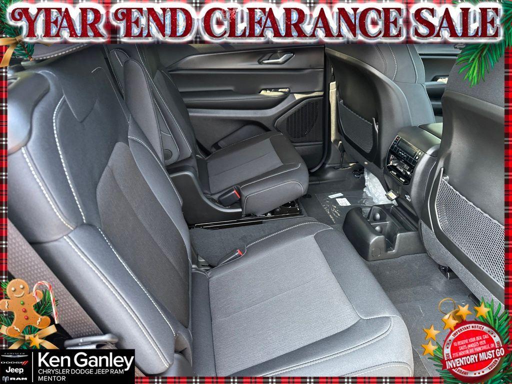 new 2025 Jeep Grand Cherokee L car, priced at $43,420