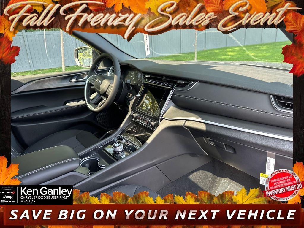 new 2025 Jeep Grand Cherokee L car, priced at $41,225